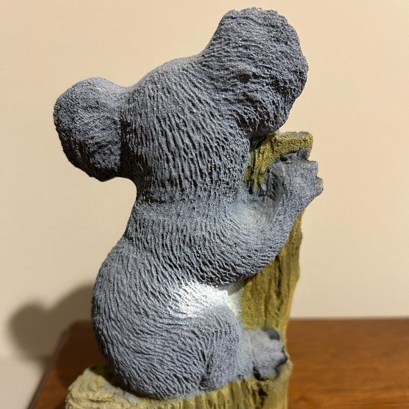Vintage Sand Art Koala Bear Hugging Tree Australia Statue Figurine 6 1/2" x 4" - Picture 5 of 10